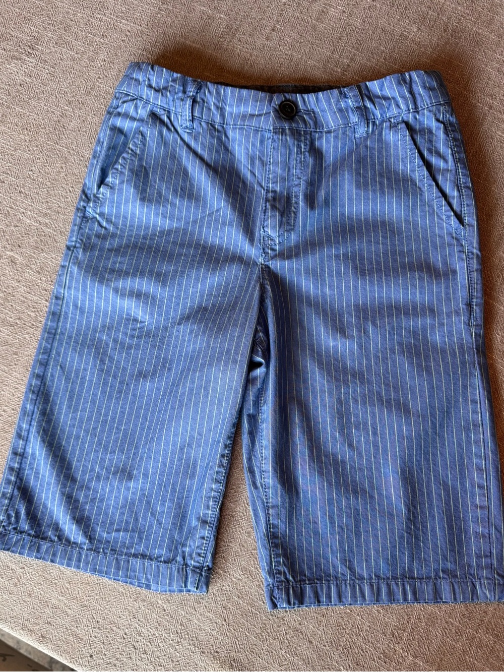RUUM Flat Front Pinstripe Bermuda Shorts Boys Size 8 Blue Green Adjustable EUC